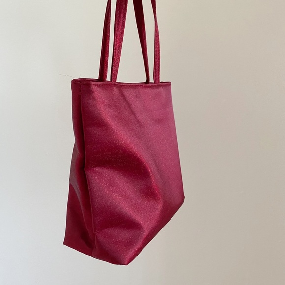 cute reflective red/magenta purse - Picture 3 of 3